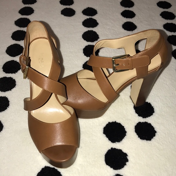 Michael Kors Brown Heels - Picture 1 of 4